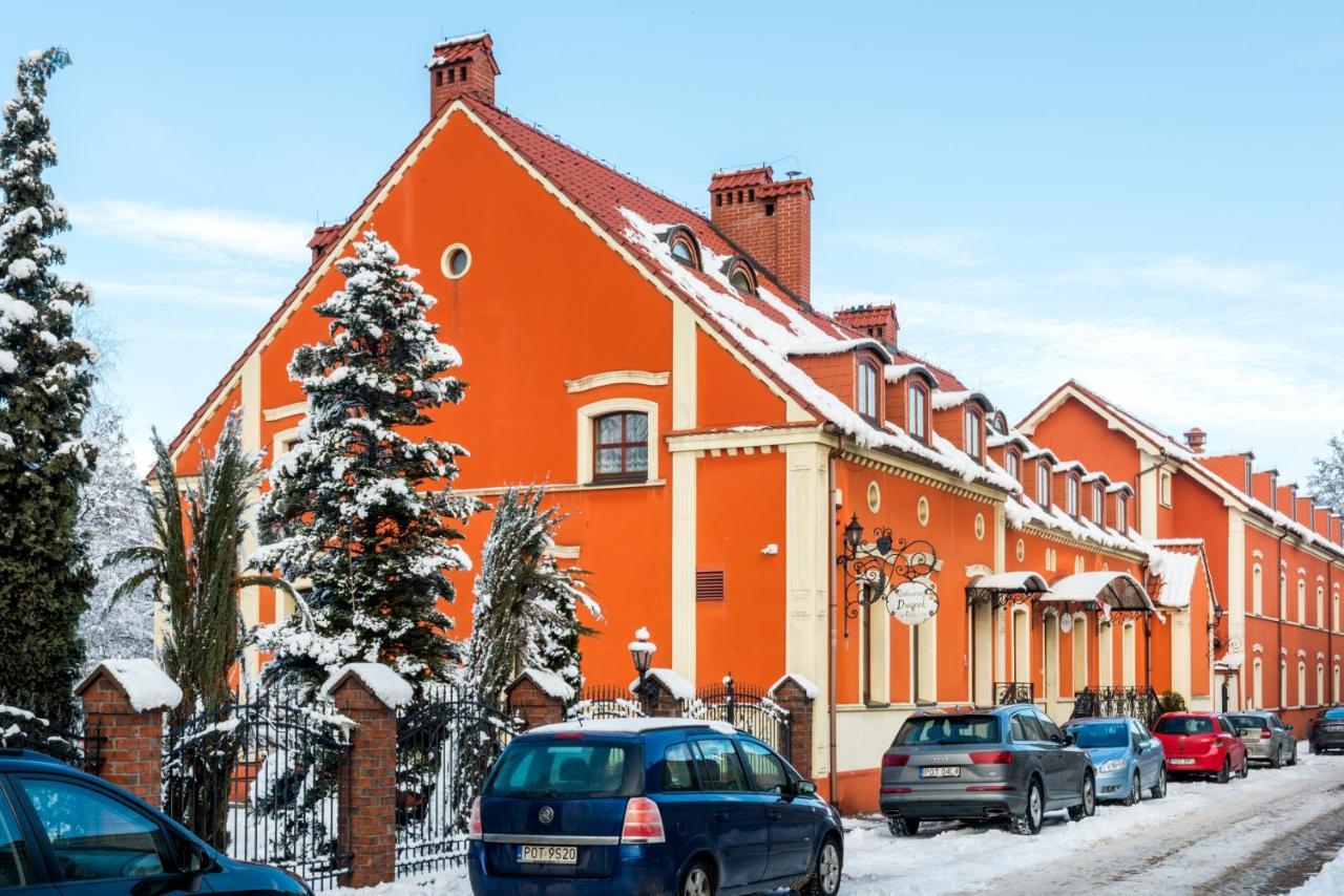 Dworek 1885 Ostrzeszow Exterior photo